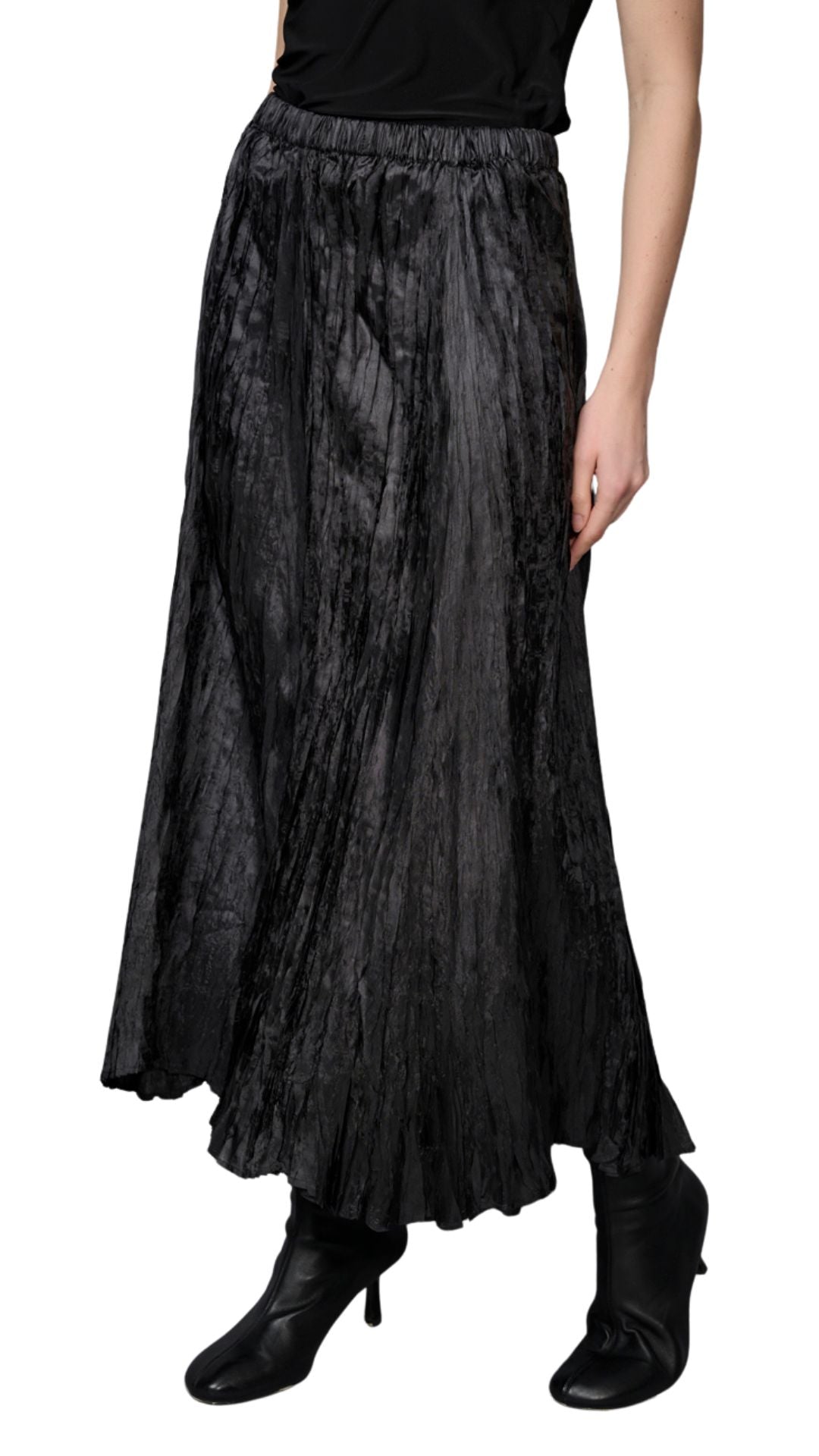 Long Black Crinkle Fabric Skirt. Style PYFM885