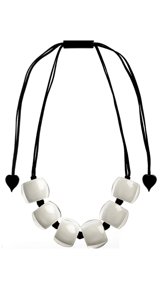 Bellissma Collection - White Bead Necklace. Style 72401059037Q06