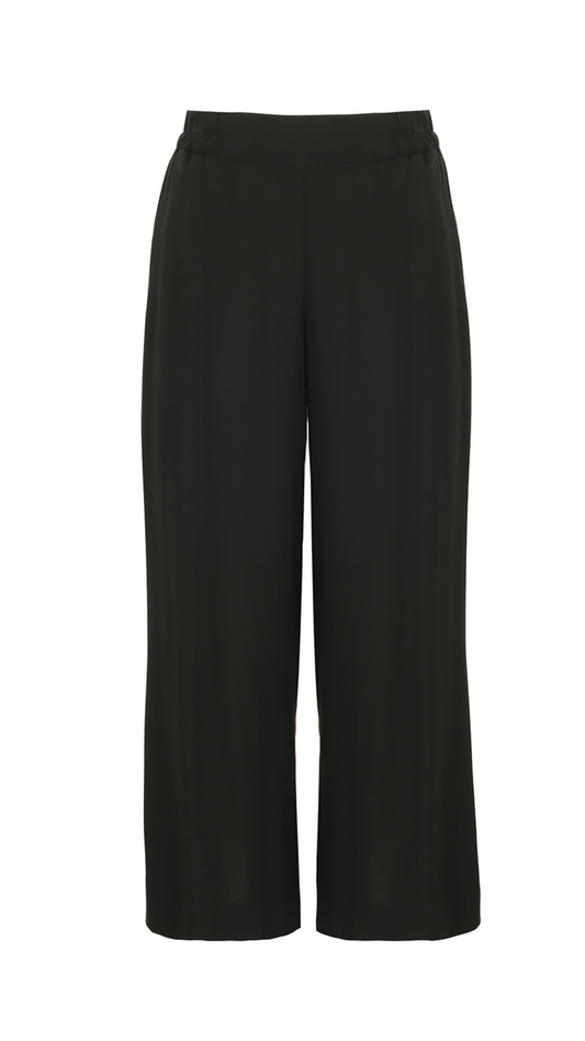 Black Pull-On Wide Leg Capri. Style DOLC25145