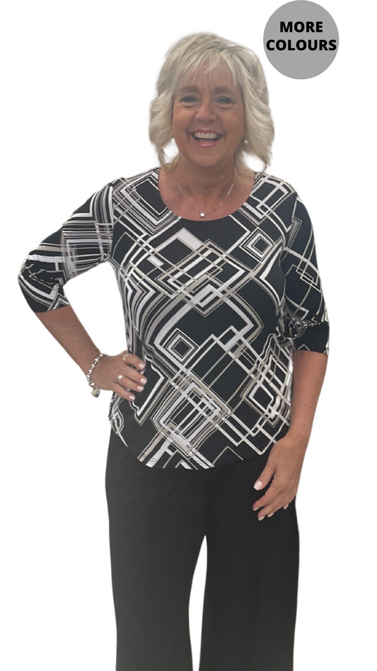 Petite Side Slit Round Neck 3/4 Sleeve Patterned Top. Style SW202273P