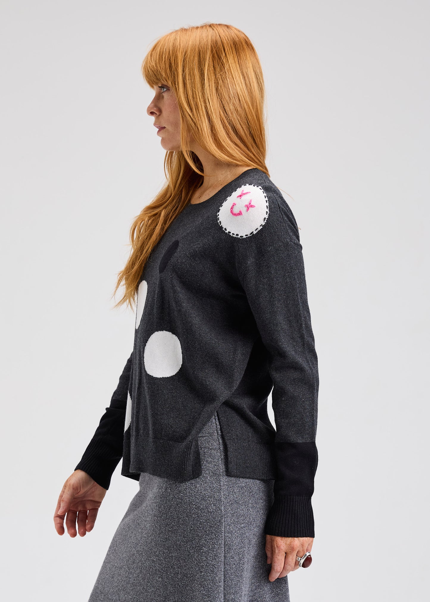 Long Sleeves Smiley Face Knit Sweater. Style ZKP7510U
