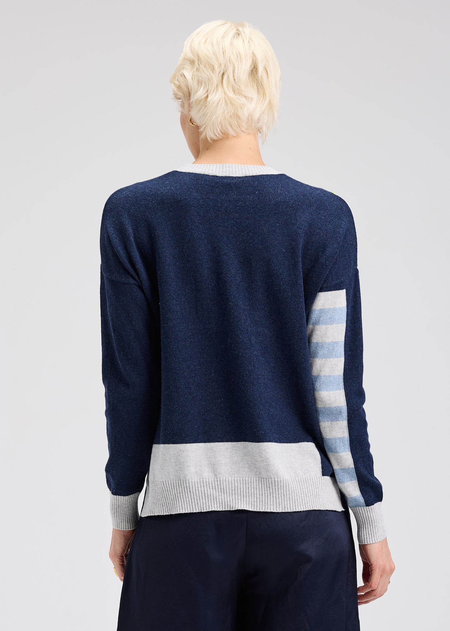 Half Stripe Long Sleeve Knit Sweater. Style ZKP7531U