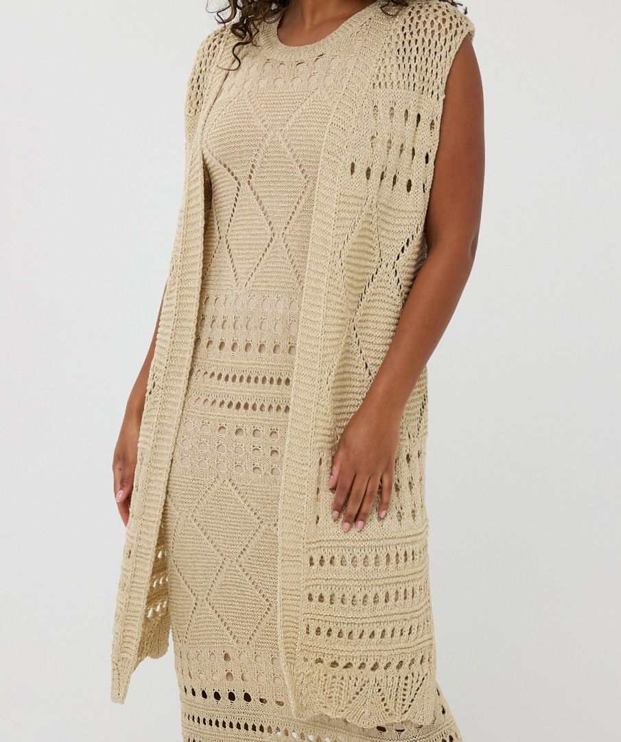Mid Length Knit & Gold Thread Gillet. Style ESQHS2502203