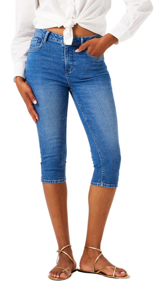 Slim Fit Celia Denim Capri. Style GAR281