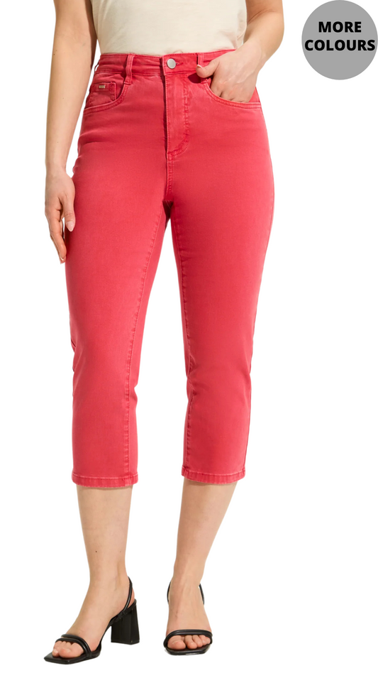 Suzanne Slim Leg Stretch Denim Capri. Style FD6934511