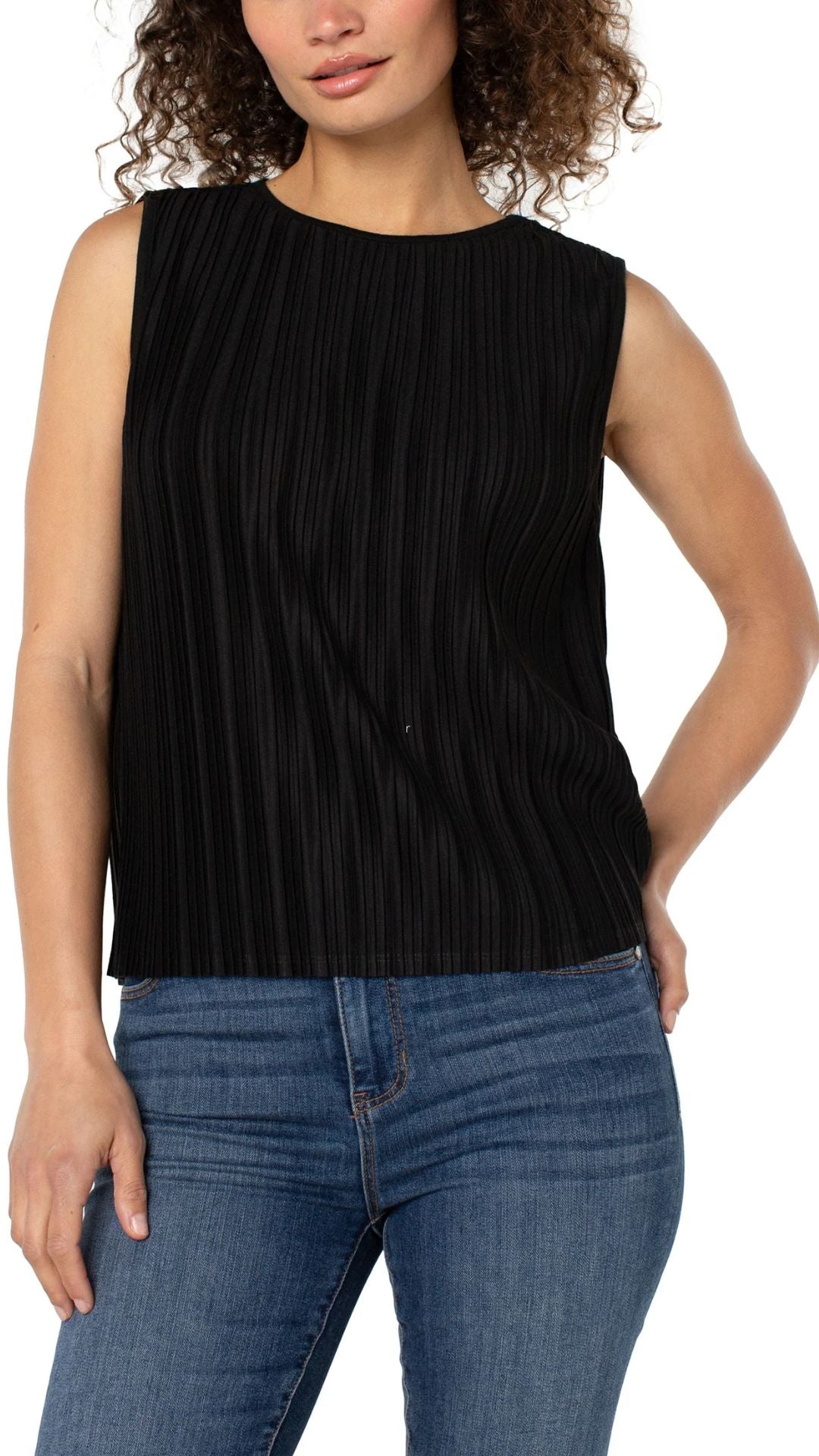 Boat Neck Ruched Fabric Tank. Style LVLM8J05PK7