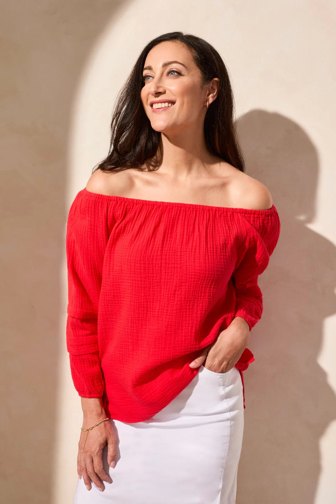 Cotton Gauze Off/On Shoulder Top. Style TR5728O-4555