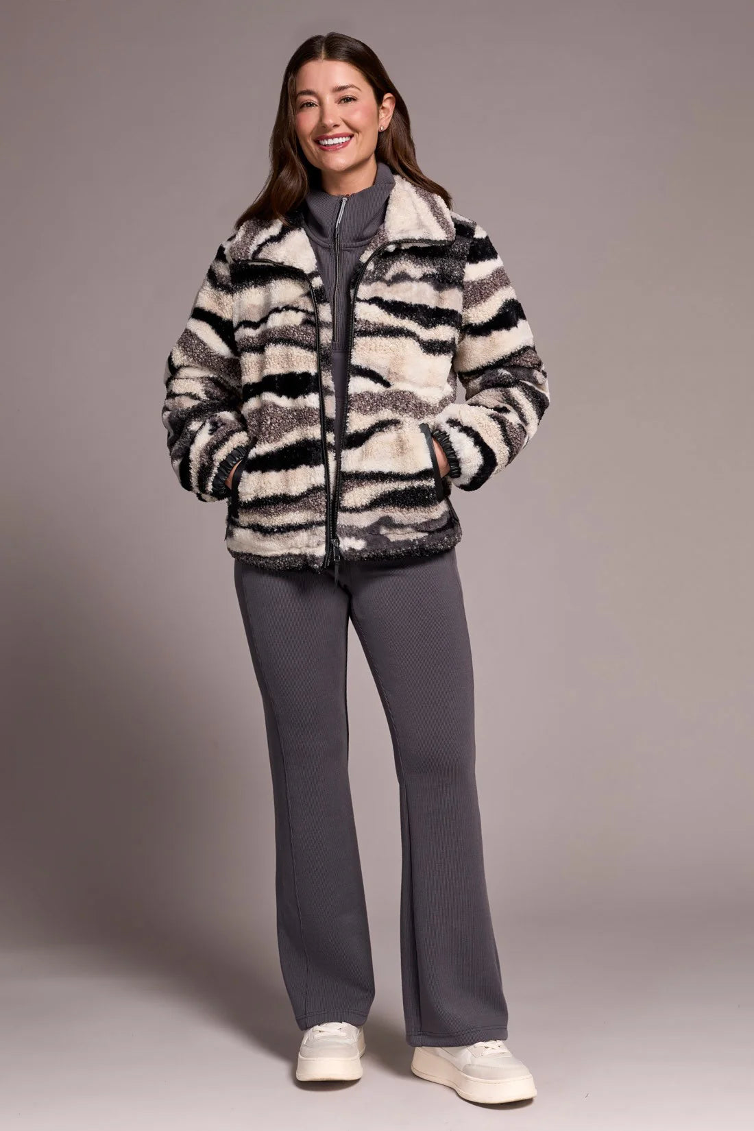 Fuzzy Camo Zip-Up Puffer Jacket. Style TR6044O-5143
