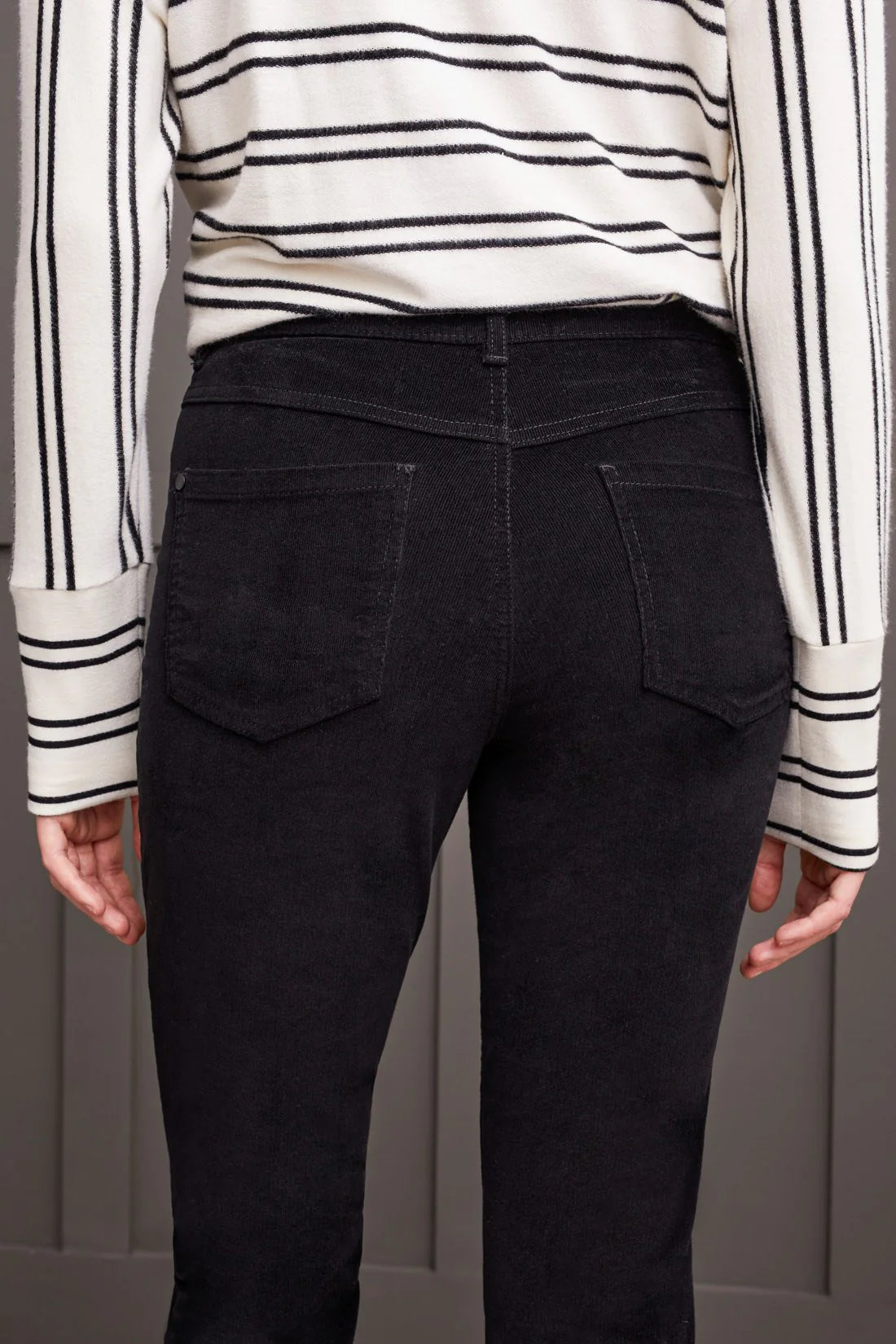 Pull On Corduroy Ankle Pant. Style TR5580O-4989