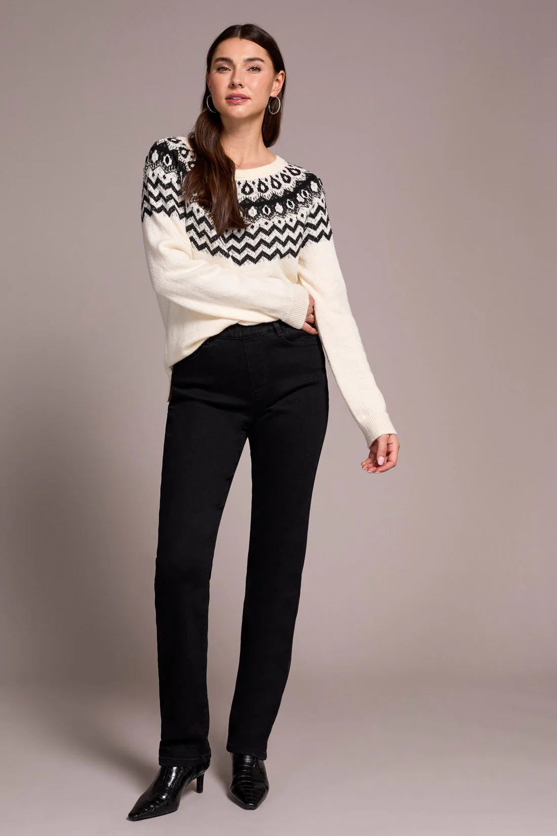Cream Knit & Pattern Bead Embellishment Sweater. Style TR2373O-8353