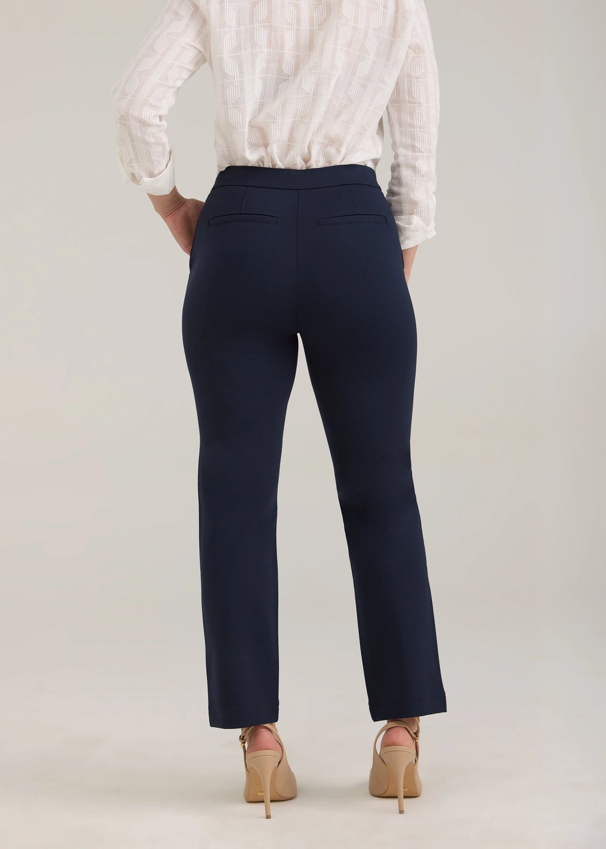 Ponte Pull-On Straight Leg Ankle Length Pant. Style FD2250396
