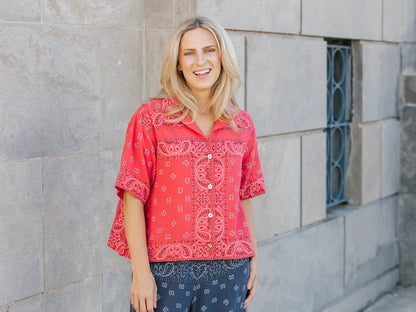 Cropped Length Button Front Bandana Print Top. Style SHNP5821