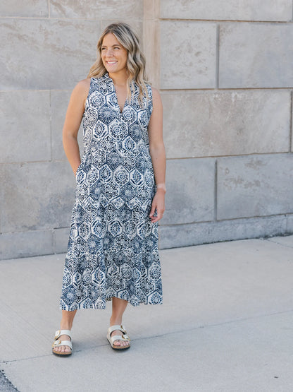 Abstract Print Collared Sleeveless "Clara" Dress. Style SHNP5761
