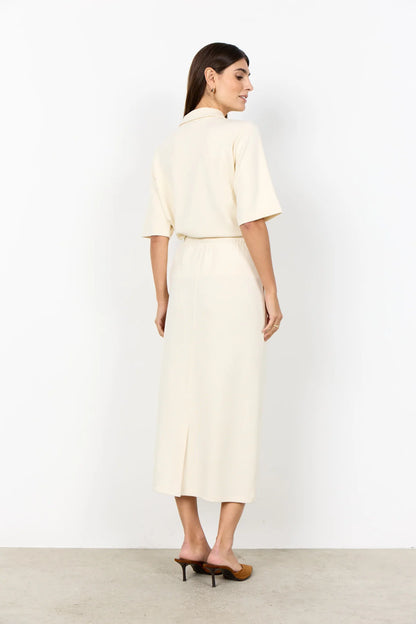 Short Sleeve 1/3 Zip Collared Top. Style SOYA27533