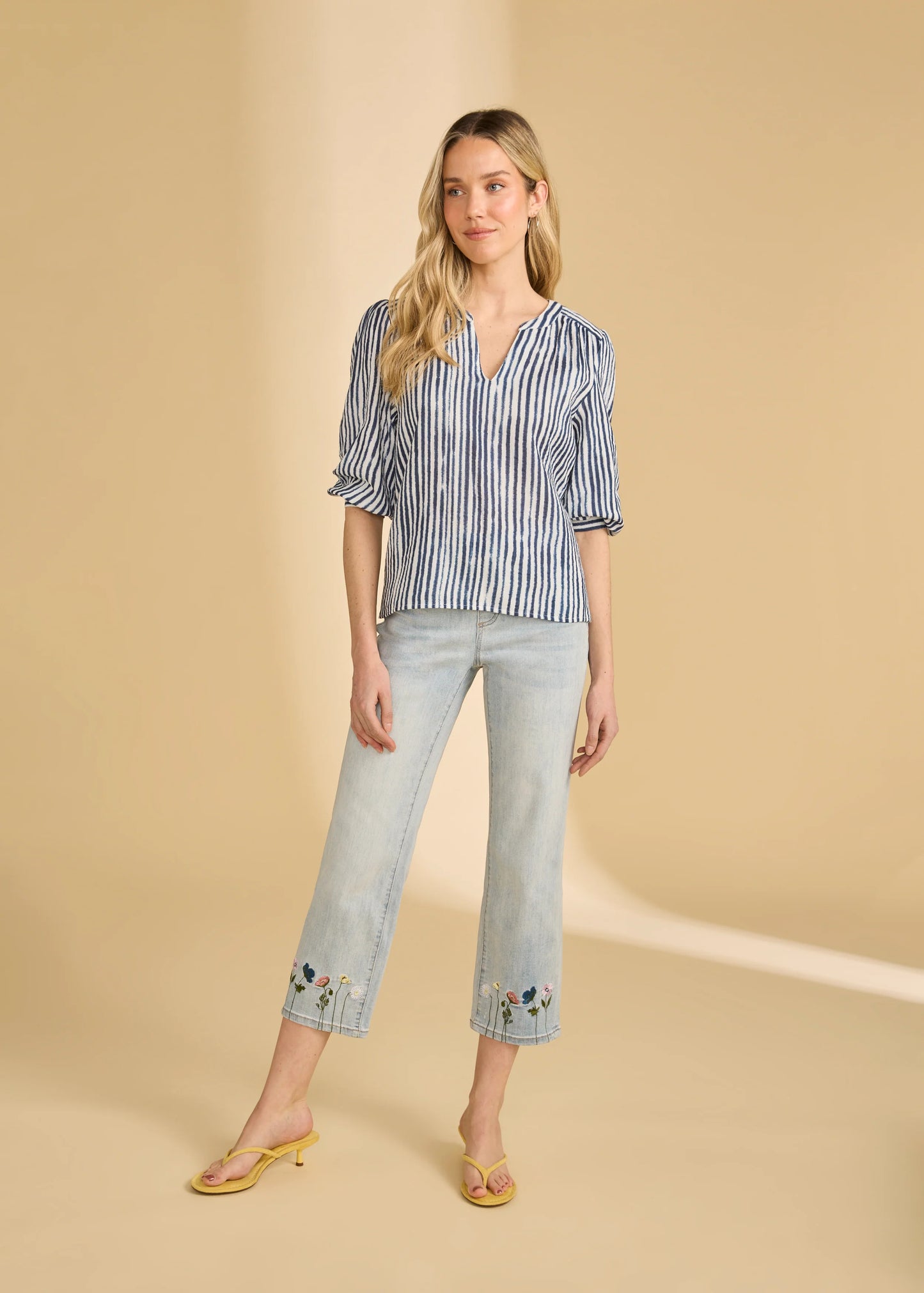 Striped 3/4 Sleeve V-Neck Top. Style FD7378205