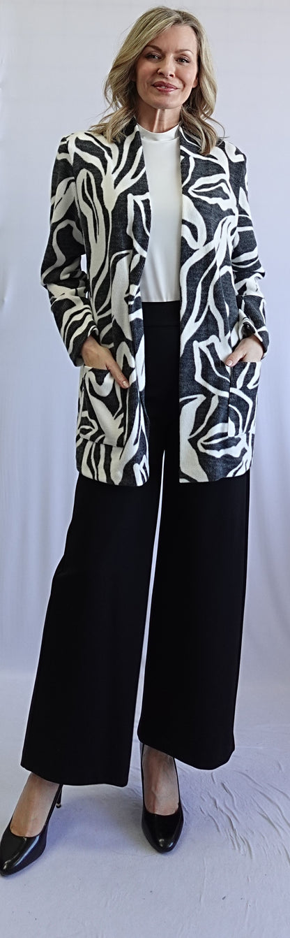 Aspen Print Mid Length Cardigan. Style SW101900