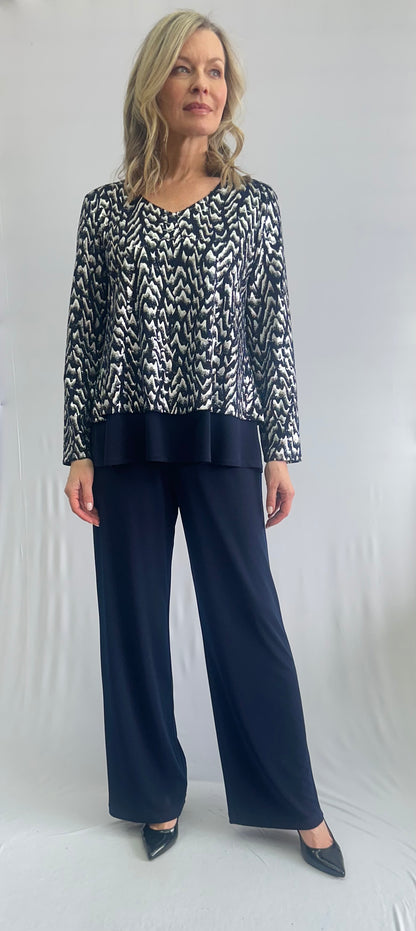 Pull-On Elasticated Waistband Straight Leg Stretch Pant. Style SW105219