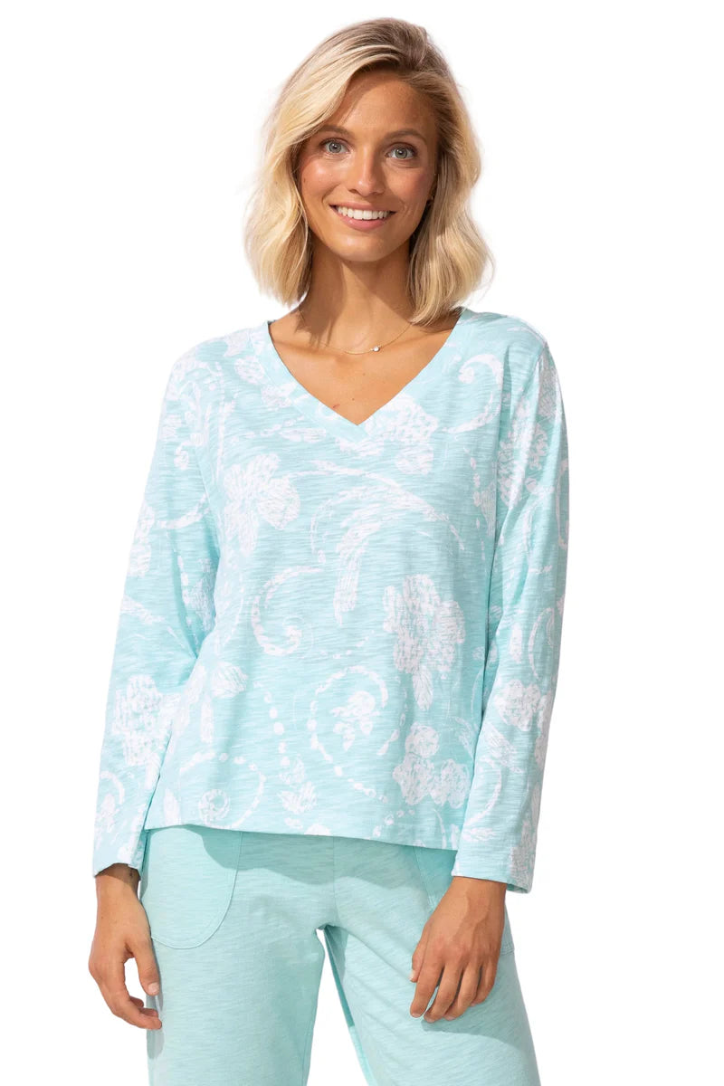 Printed V-Neck Long Sleeve Top. Style ESC11622