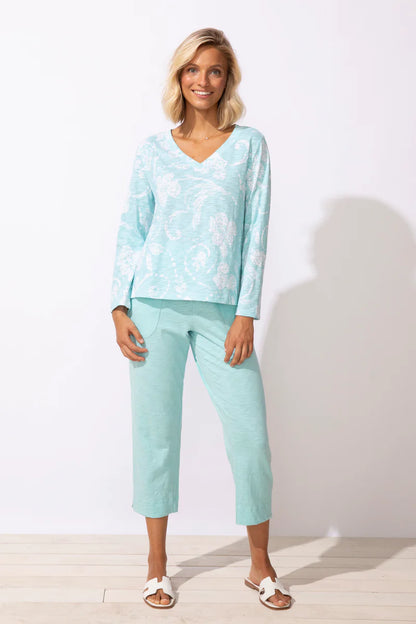 Printed V-Neck Long Sleeve Top. Style ESC11622