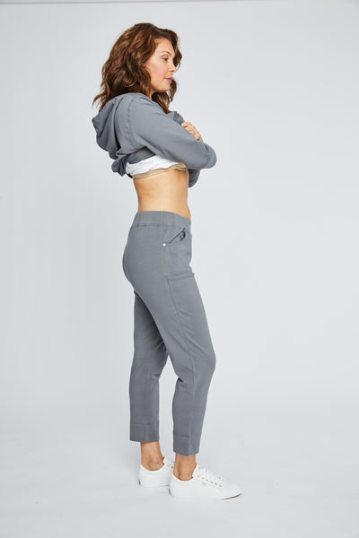 Front Pocket Stretch Crop. Style NB12175