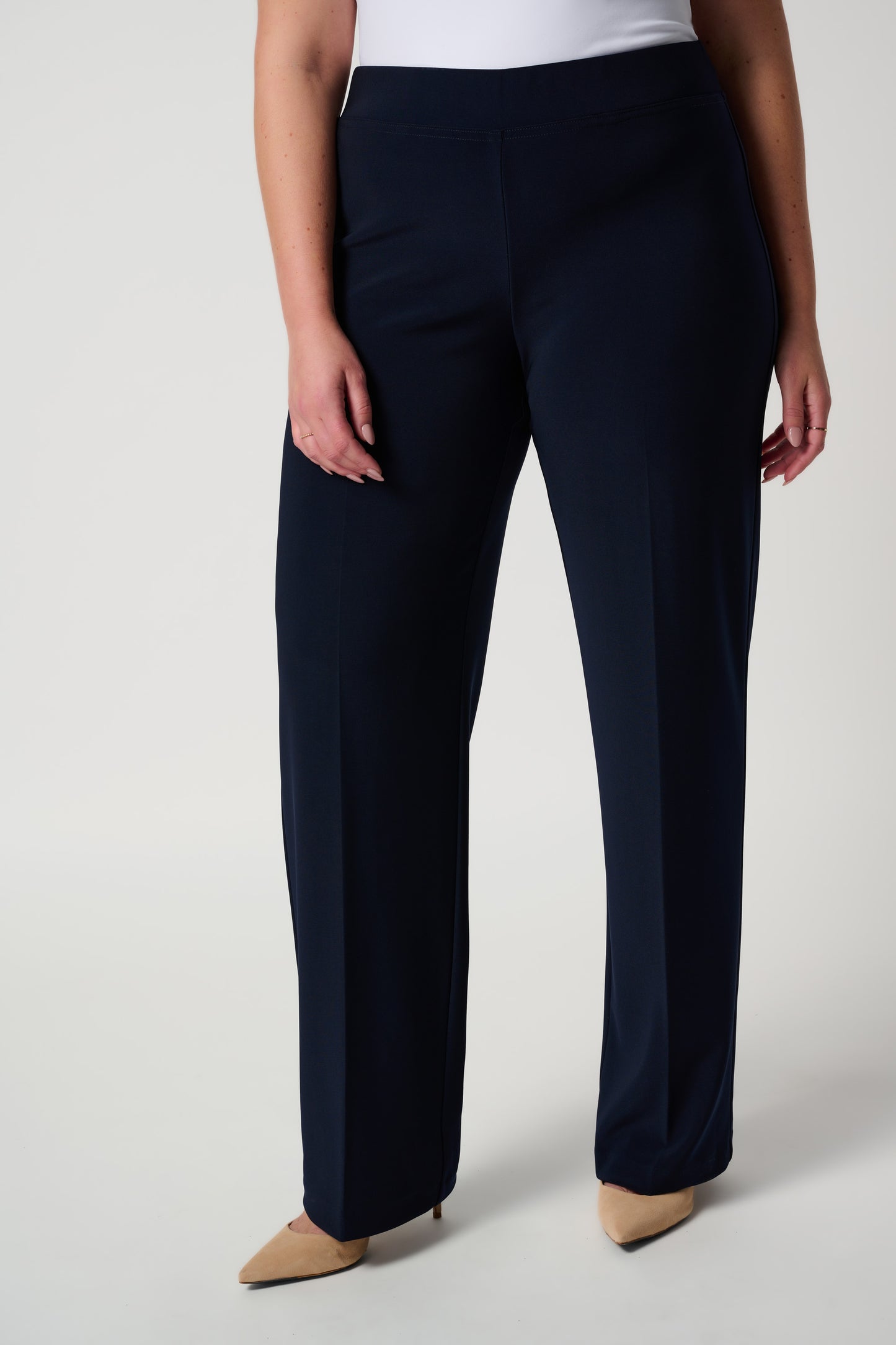 Pull On Straight Leg Pant in Black or Midnight. Style JR153088