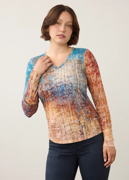 Long Sleeve V-Neck Abstract Printed Lightweight Top. Style FD3599844