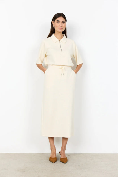 Short Sleeve 1/3 Zip Collared Top. Style SOYA27533