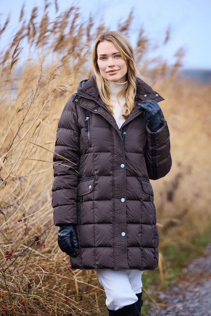 Removable Hood Back Zip Puffer Jacket. Style JUN2160