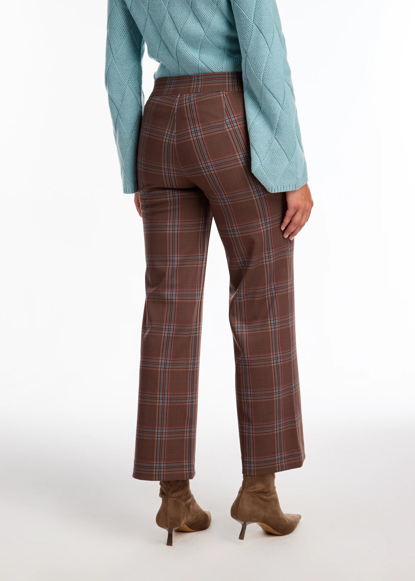 Pull On Wide Ankle Plaid Pant. Style FD2097459