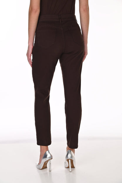 Slim Leg High-Waisted Cropped Jeans. Style FL213126U