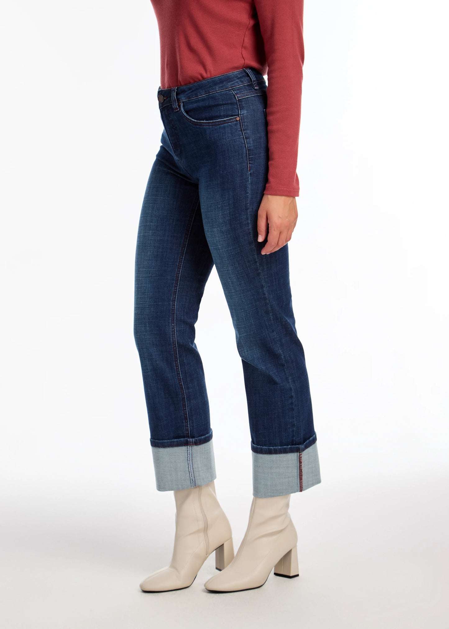 Olivia Cuffed Straight Ankle Jean. Style FD2143809