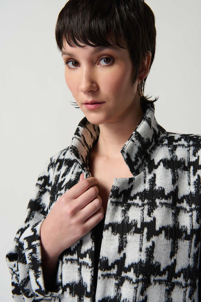 Boxy Houndstooth Blazer Coat. Style JR234121