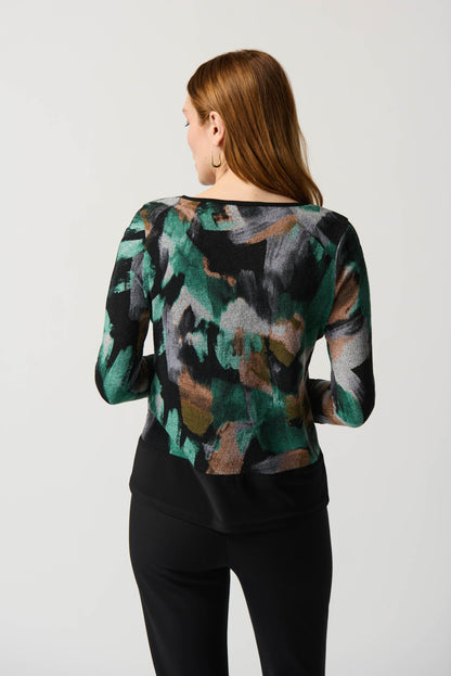 Abstract Print Grommet Sleeve Top. Style JR234185