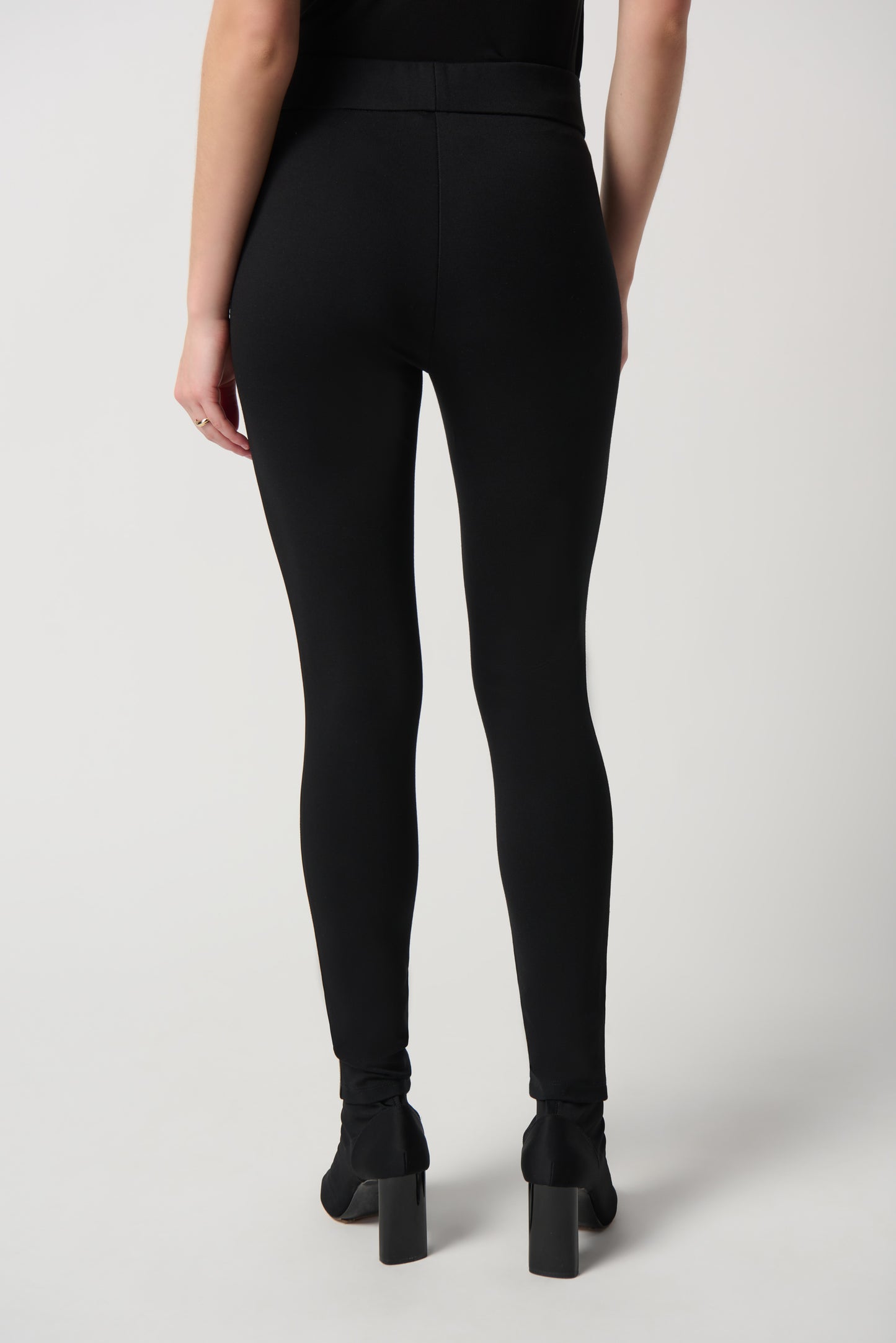 Knit Leggings with Vegan Leather Stripe. Stye JR234236