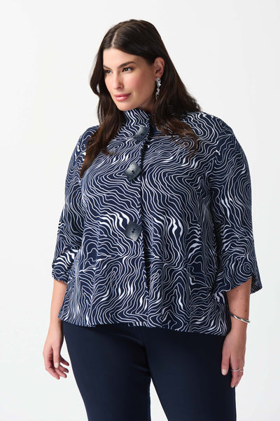 Abstract Puff Print Trapeze Jacket. Style JR241200