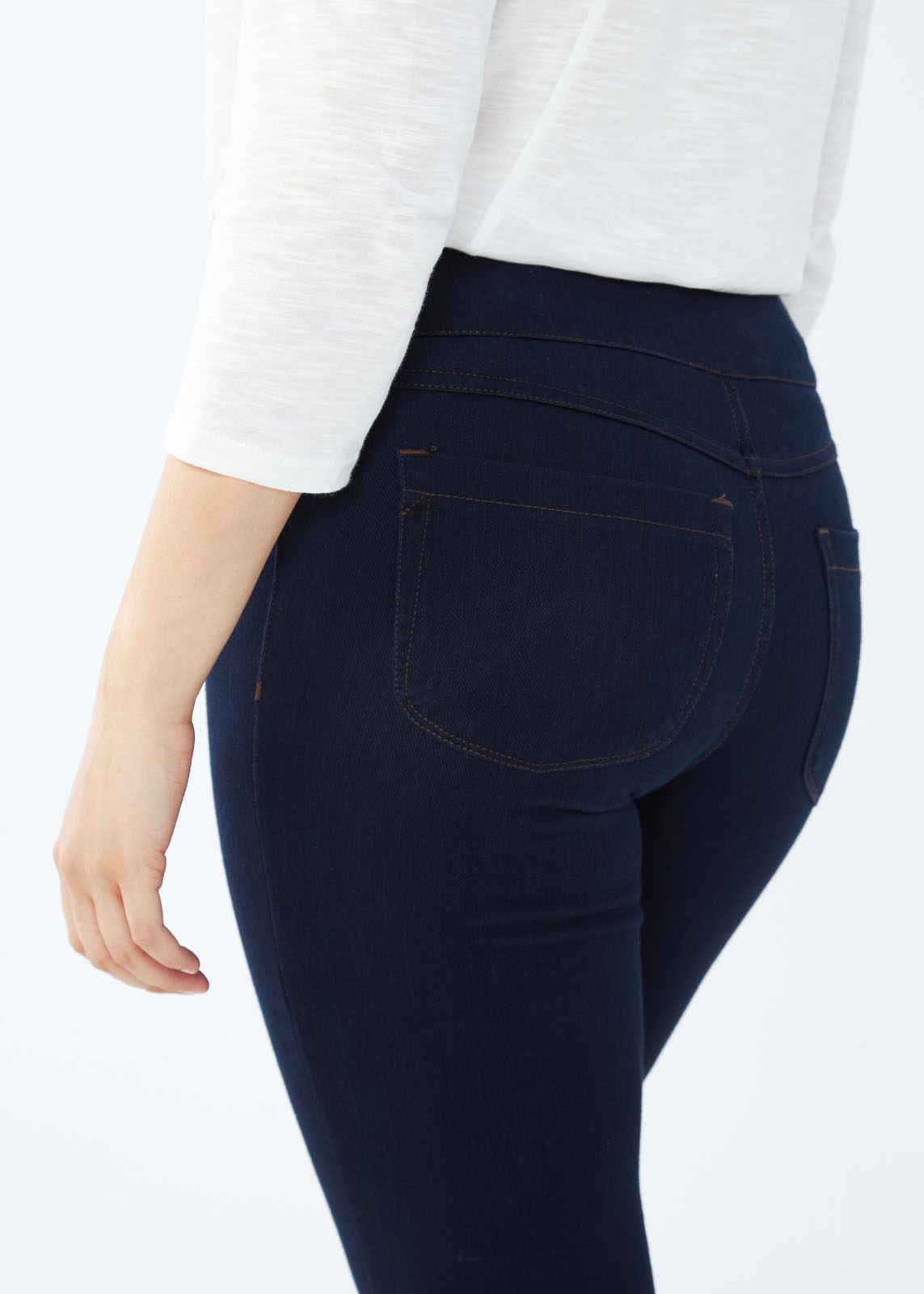 Love Denim Slim Jegging in Multiple Colours. Style FD2416214