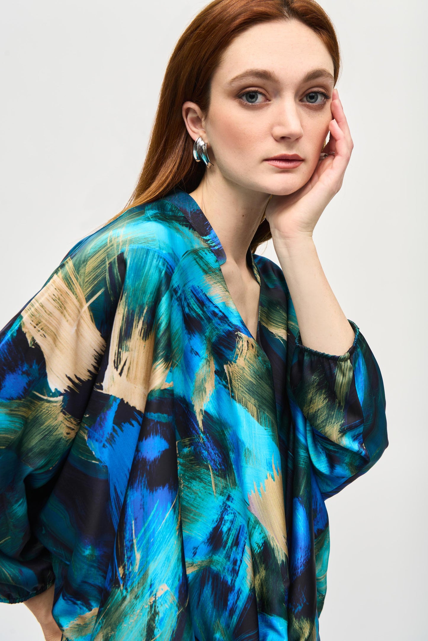 Satin Abstract Print Cocoon Top. Style JR243102