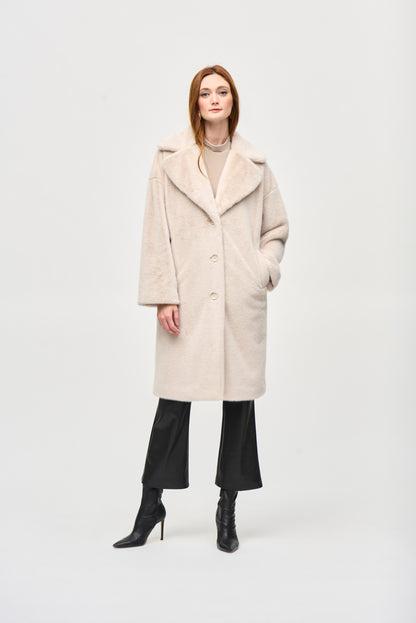 Faux Fur Straight Coat. Style JR243902