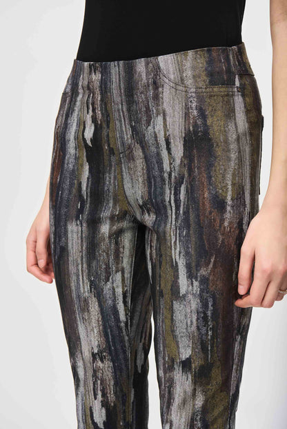 Abstract Print Classic Slim Pant. Style JR243965