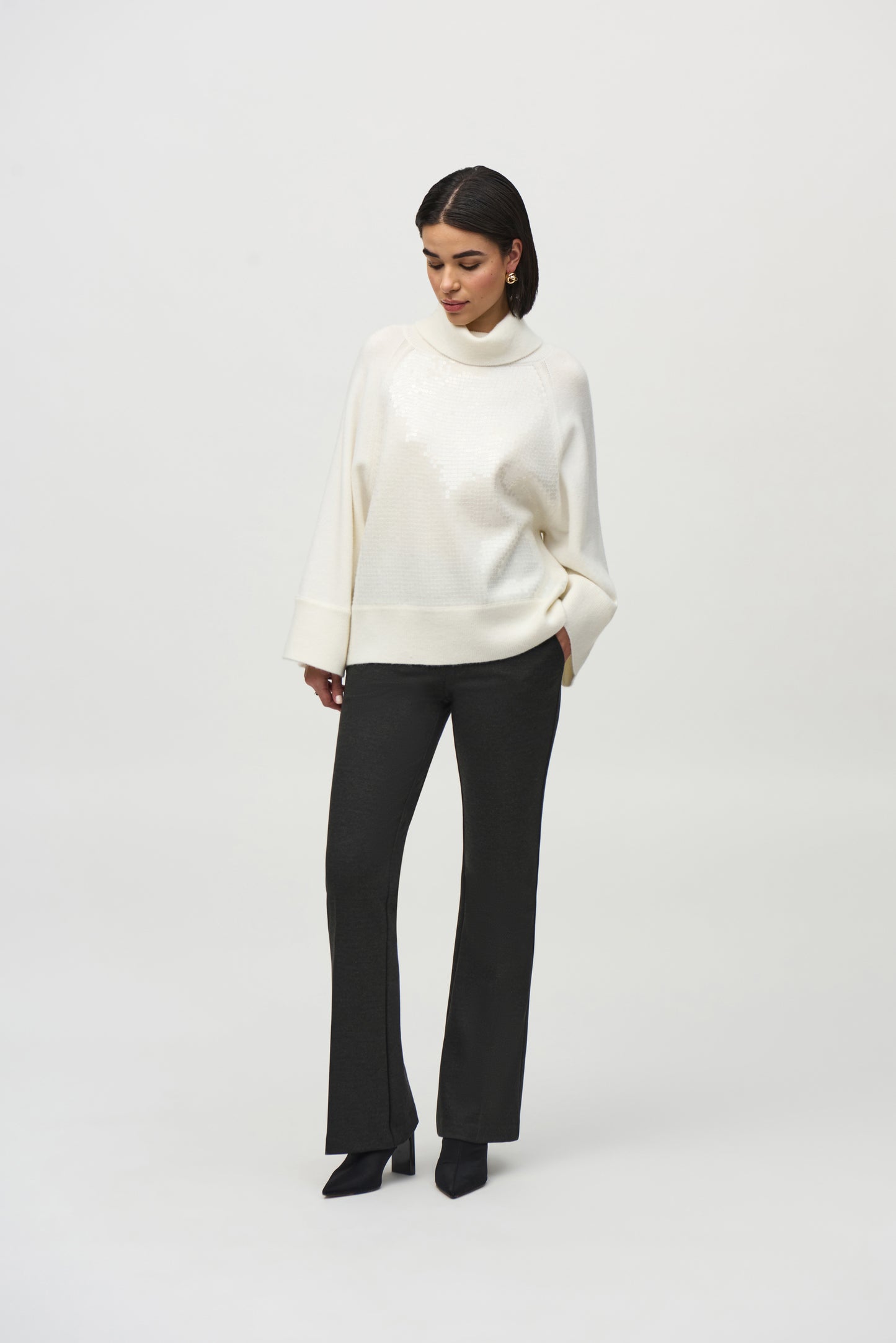 Heavy Knit Flared Pull On Pant. Style JR244008