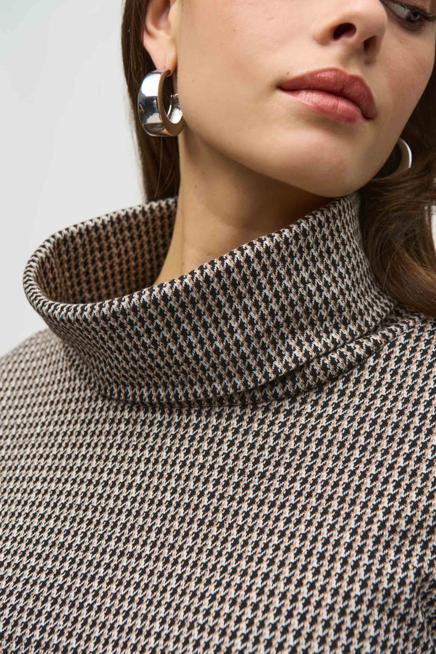 Jacquard Houndstooth Turtleneck Sweater. Style JR244074