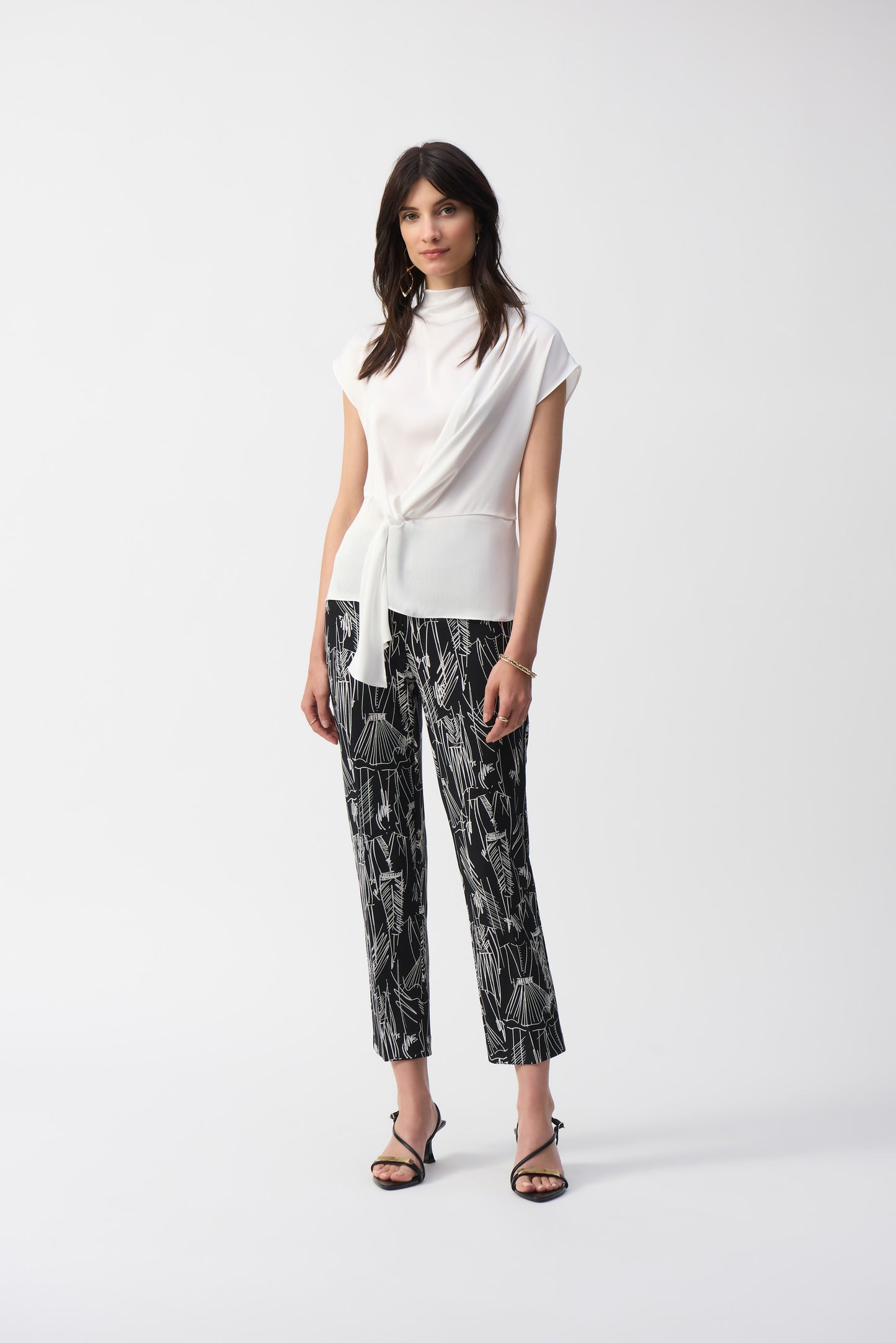 Silky Knit Printed Cropped Pant. Style JR251224