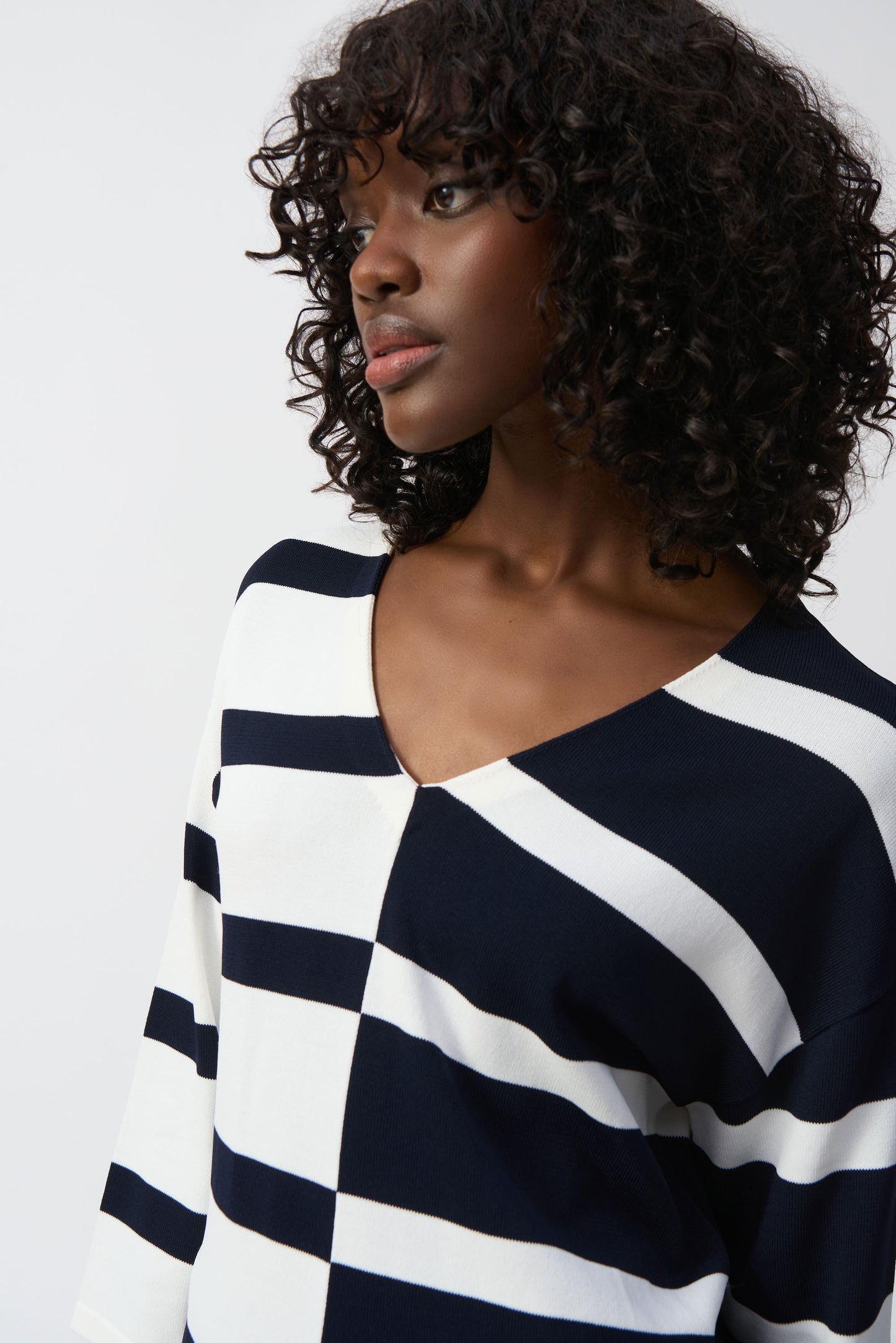 Striped Sweater Knit V-Neck Pullover. Style JR251914