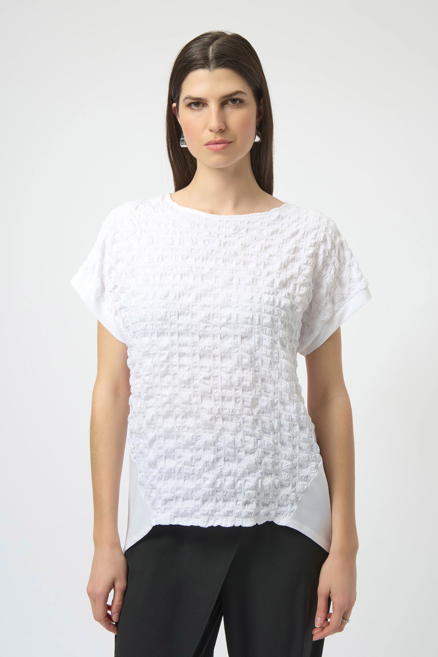 Bubble Jacquard & Silky Knit High Low Top. Style JR252213
