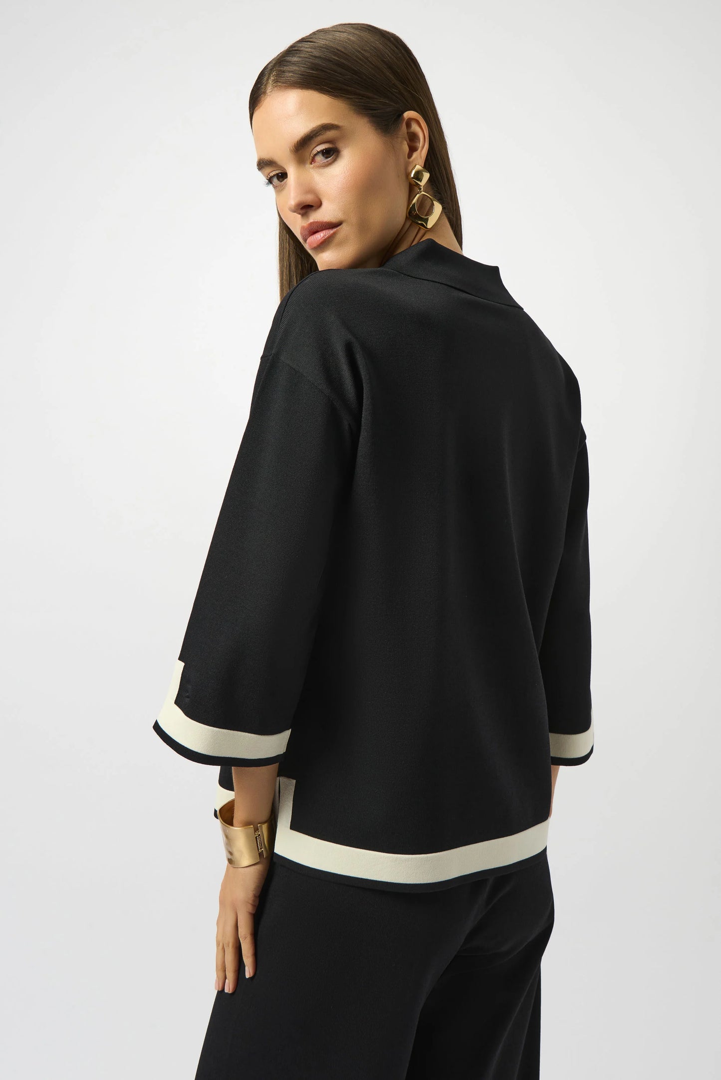 Sweater Knit Colour Block Top. Style JR253909