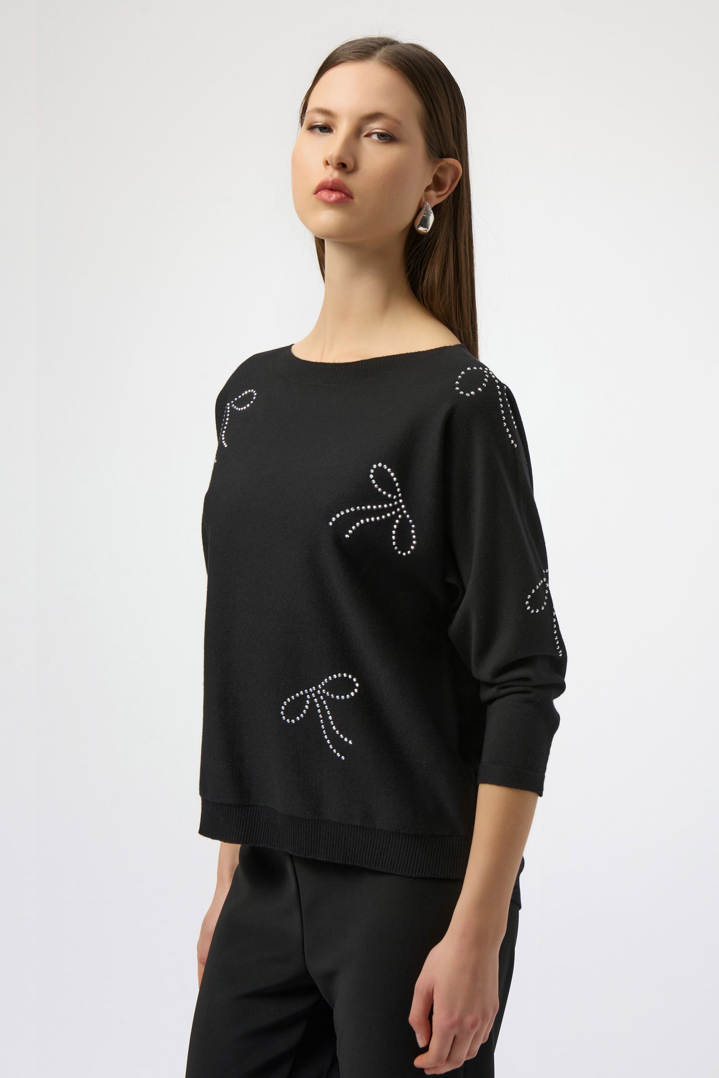Knit Pullover Bow Detail Sweater. Style JR254950