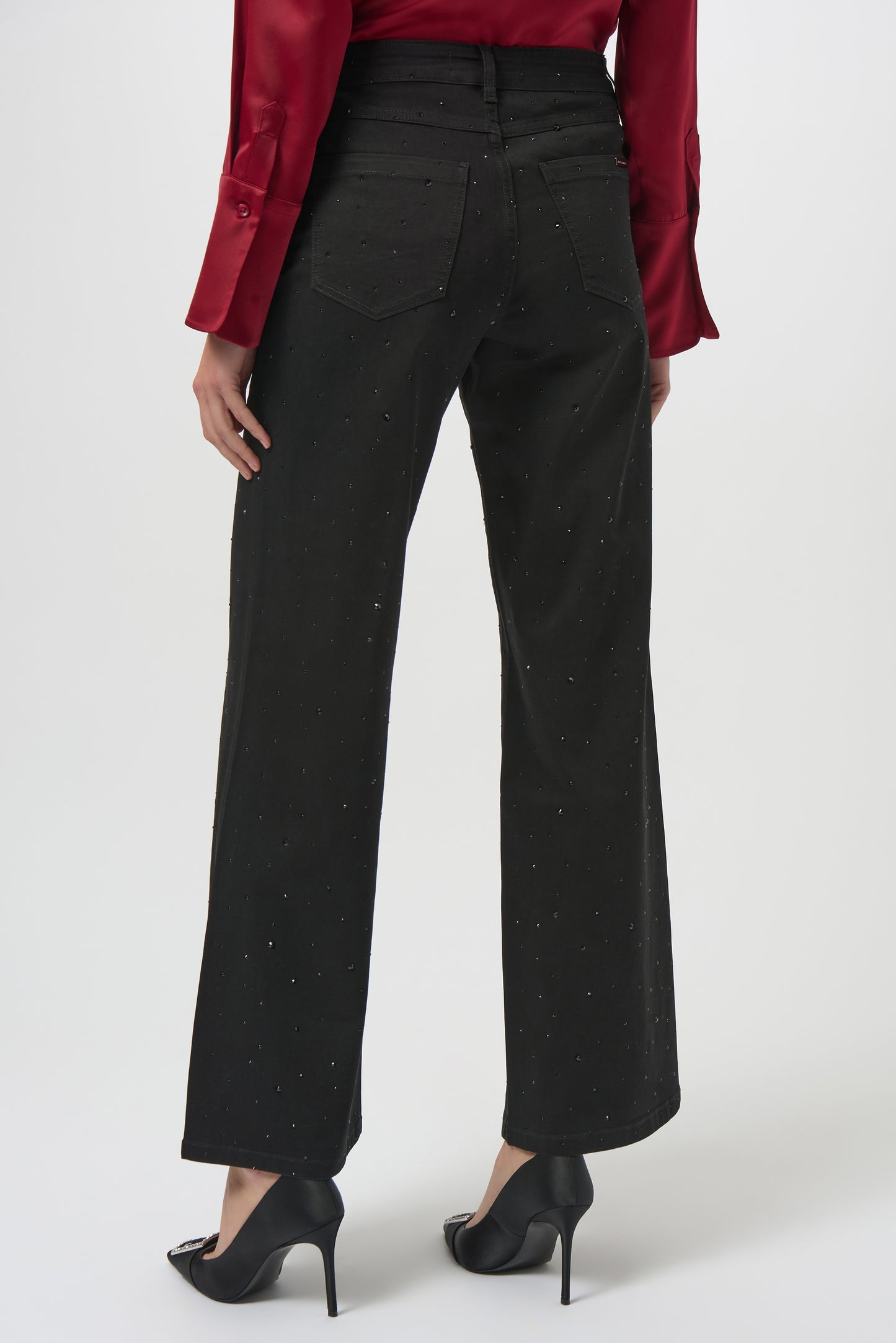 Classic Wide Leg Rhinestone Jeans. Style JR254962
