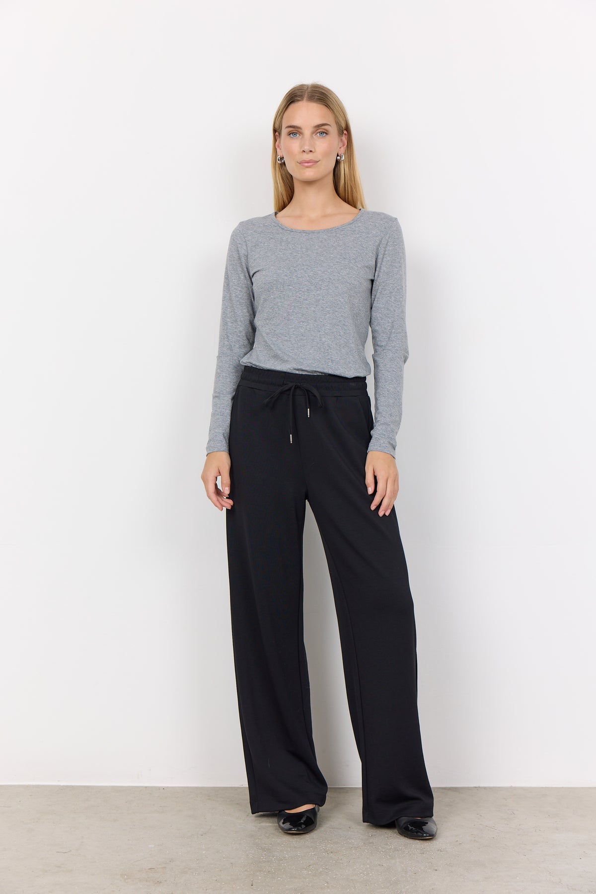 Wide Leg Tie Waist Pocket Pant. Style SOYA25924