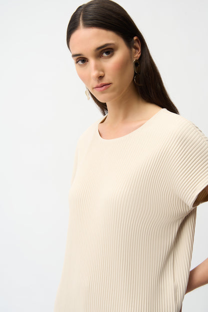 Ribbed Round Neck Cap Sleeve Top. Style JR261192