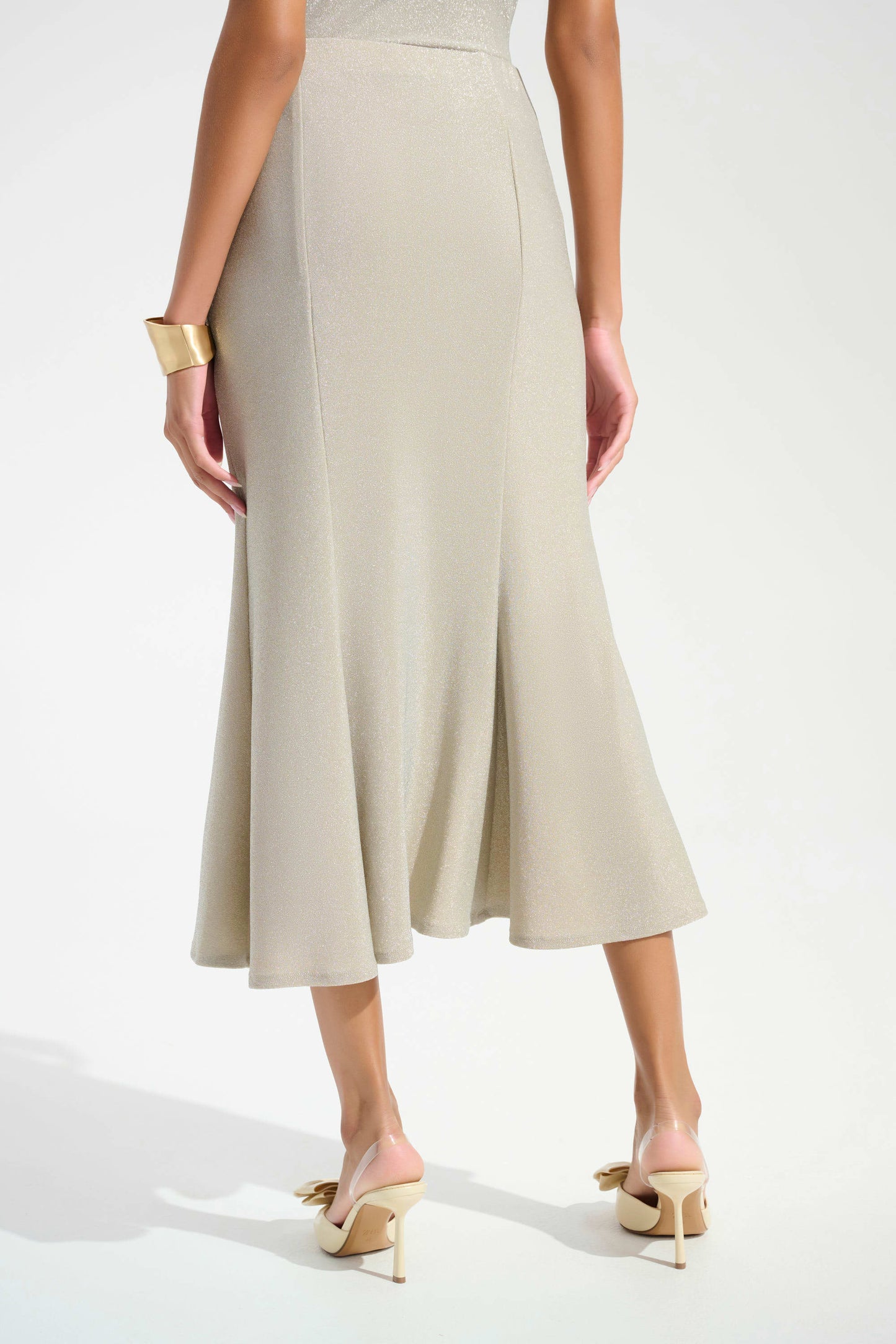 Sparkle Knit Trumpet Skirt. Style JR261748